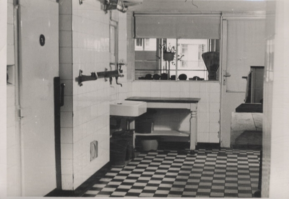 Original Foto Berlin Pankow(?), Streustraße(?), Fleischerei Klinke, Innenansicht, um 1946