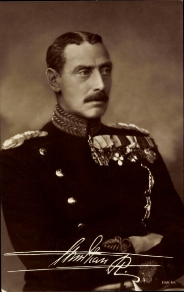 Postcard King Christian X of Denmark, portrait in uniform