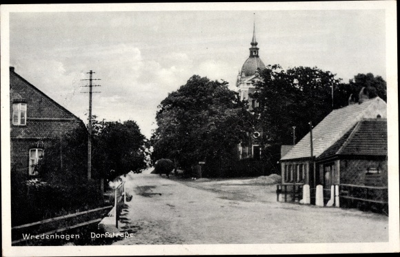 Postcard Wredenhagen Röbel an der Müritz, Dorfstrasse