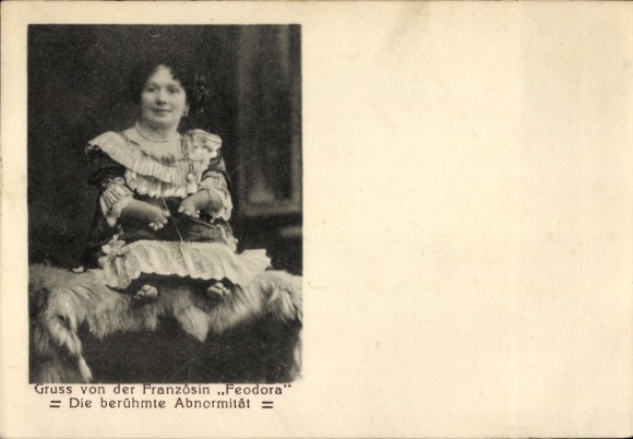 Postcard Frenchwoman Feodora, famous abnormality, Lilliputian