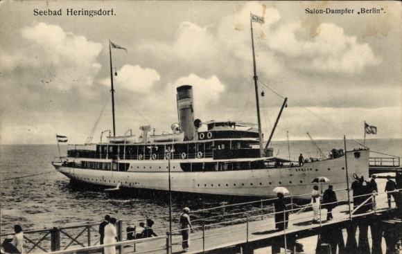 Postcard Ostseebad Heringsdorf on Usedom, salon steamer Berlin