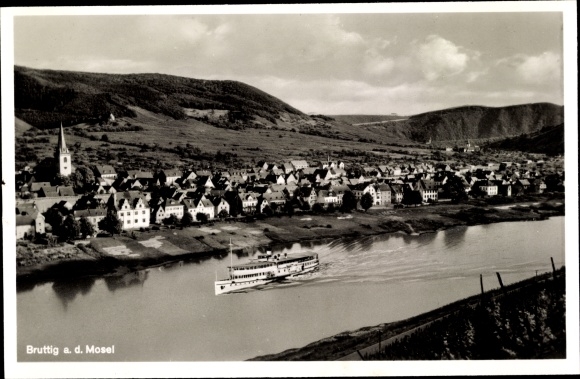 PC Bruttig in Rhineland-Palatinate, total view of the place, view over the Moselle, Moselle steamer