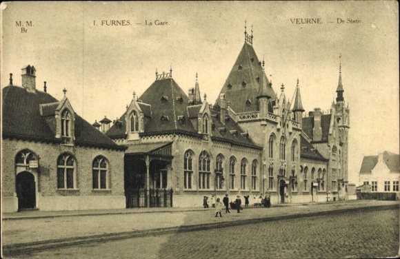 Postcard Furnes Furnes West Flanders, the train station