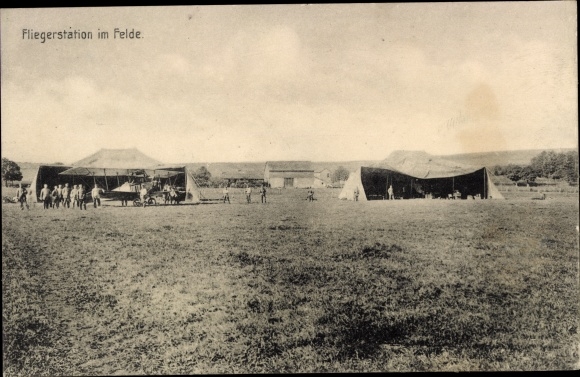 Postcard air station in the field, I WW