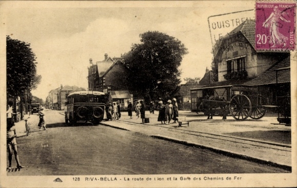 Postcard Ouistreham Riva Bella Calvados, Route de Lion, train station