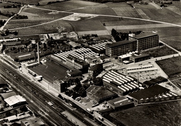 Ak Oelde Westfalen, luchtfoto van Westfalia Separator AG, fabrieksgebouw