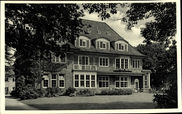 PC Hamburg Altona Nienstedten, Federal School Hochkamp of the DGB