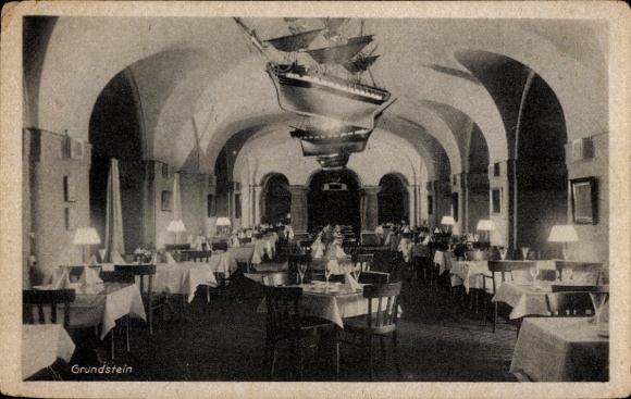 Ak Hamburg, PO's Wo's & Serg's Club Naafi, Grundstein, Restaurant, Modellschiffe