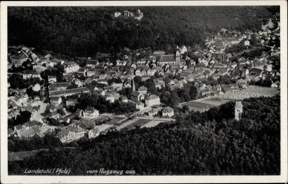 Ak Landstuhl in der Pfalz, stadsgezicht, luchtfoto