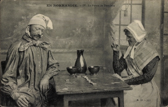 Ak Trachten Normandie, Domino Spiel
