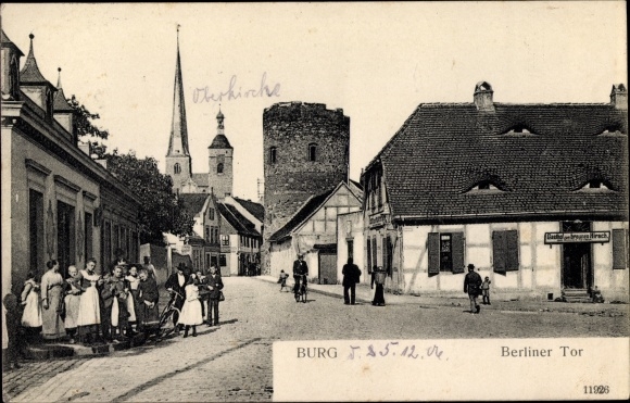 Postcard Burg bei Magdeburg, Berliner Tor