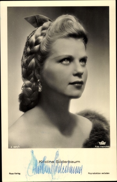 Postcard actress Kristina Söderbaum, portrait with braided hairstyle, autograph