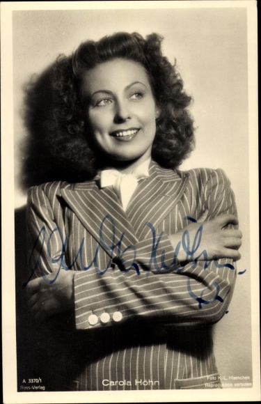 Postcard actress Carola Höhn, portrait, Ross 3370/1, autograph