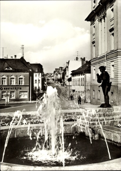Ak Zeulenroda Thüringen, Karpfenpfeiferbrunnen