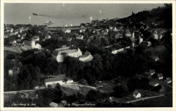 Postcard Starnberg on Lake Starnberg Upper Bavaria, aerial view of Starnberg, lake, green landscape, Bo