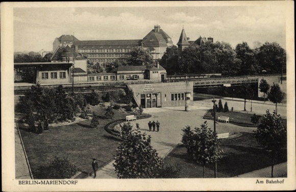 Ansichtkaart Berlin Tempelhof Mariendorf, kavel op het station