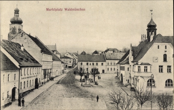 Ak Waldmünchen im Oberpfälzer Wald Bayern, Marktplatz