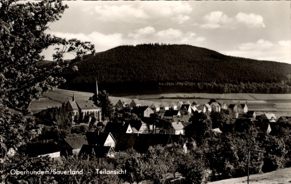 Postcard Oberhundem Kirchhundem Sauerland, partial view