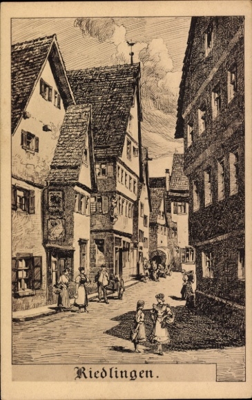 Postcard Riedlingen an der Donau Württemberg, street, houses, passers-by