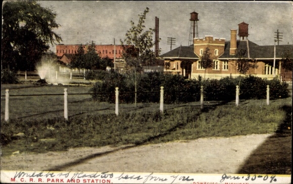 Ak Michigan USA, uitzicht vanaf het park naar het treinstation