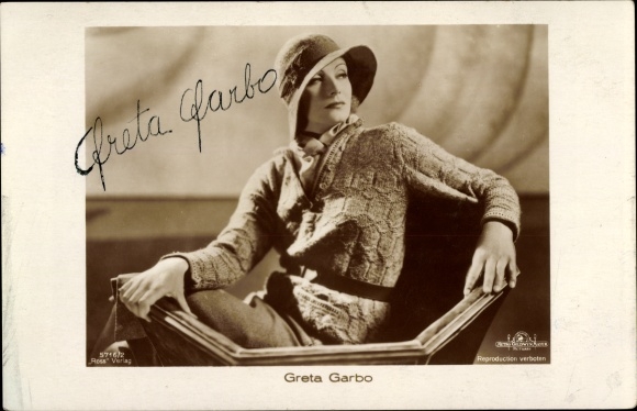 Postcard actress Greta Garbo, Ross 5716/2, autograph