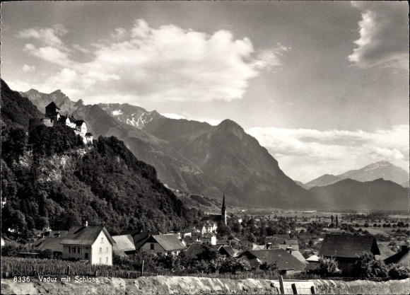 KP Vaduz Liechtenstein, panorama z zamkiem