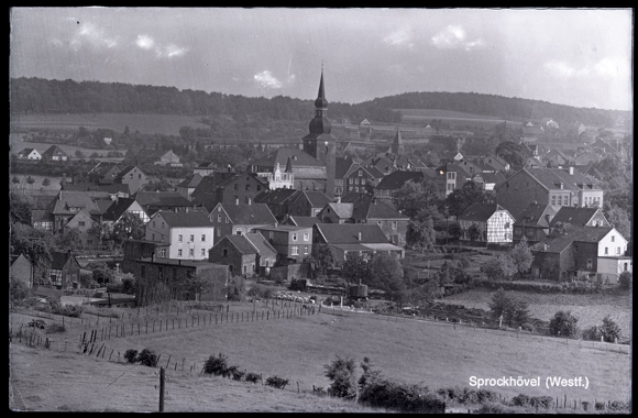 7 glass negatives Sprockhövel in the Ruhr area, church, general view, street