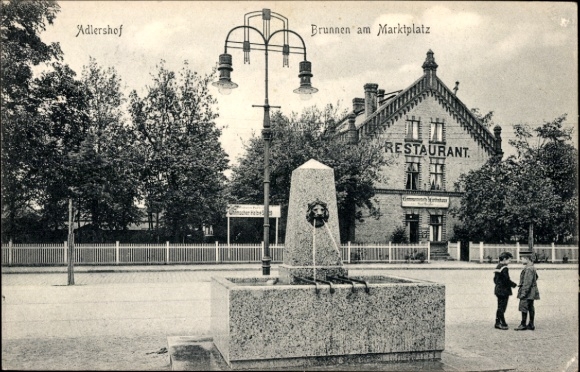 Postcard Berlin Treptow Adlershof, fountain at the market square, restaurant