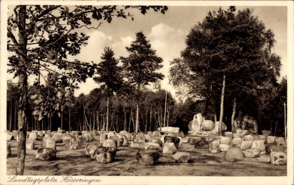 Ak Hösseringen Suderburg Niedersachsen, Landtagsplatz, Sitzsteine