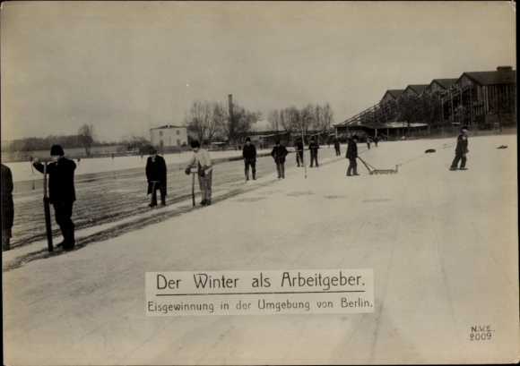 Postcard Berlin Lichtenberg Rummelsburg, ice production in the area of Berlin
