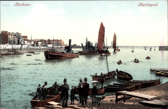 Postcard Hartlepool Durham England, harbor of ships in the water, coastal view, people on the shore