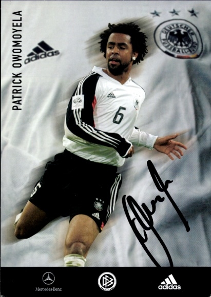 Autograph card footballer Patrick Owomoyela, German national team, autograph