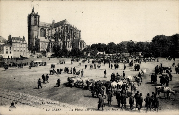 Postcard Le Mans Sarthe, Place des Jacobins on a day walk