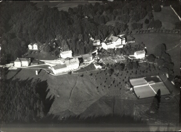 foto Bad Adelholzen Siegsdorf in Opper-Beieren, luchtfoto