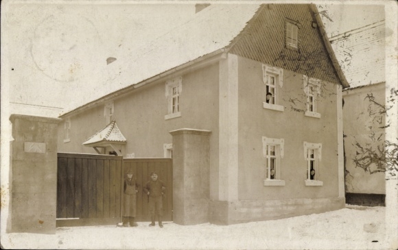 Foto Ak Herrengosserstedt im Burgenlandkreis, Haus an der Poststraße