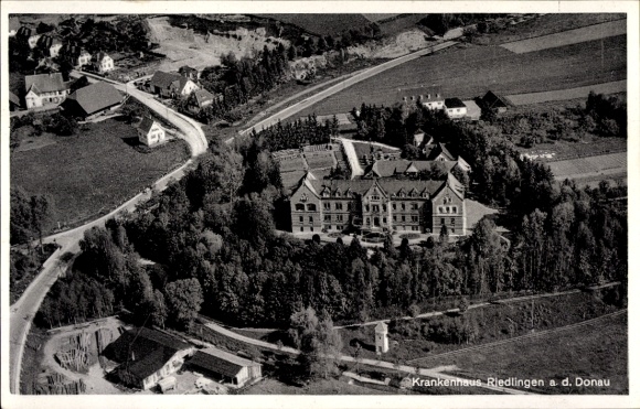 Postcard Riedlingen an der Donau Württemberg, aerial photograph of Riedlingen Hospital, surrounding landscape