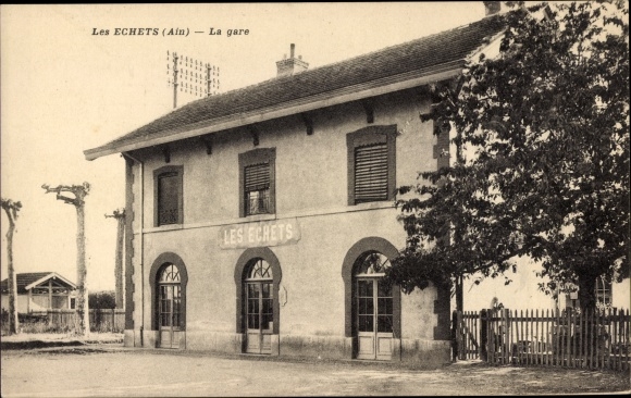 Ac Les Échets Ain, La Gare