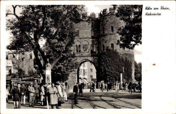 KP Kolonia nad Renem, Hahnentor, tłum, tramwaj, drzewa, architektura