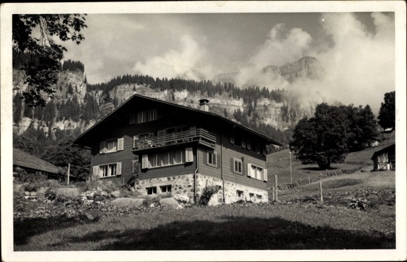 KP Braunwald Glarus Süd Kt. Glarus Szwajcaria, dom narciarski i wakacyjny Rietberg