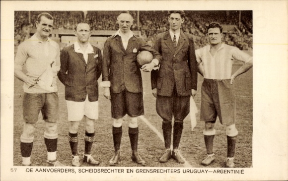 Ak Olympische Spiele 1928, Die Kapitäne, Schiedsrichter und Linienrichter Uruguay Argentinien