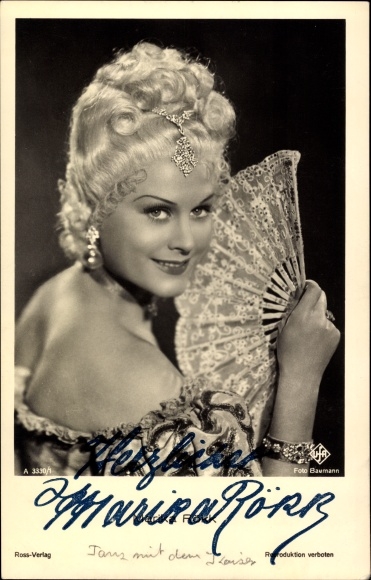 Postcard actress and dancer Marika Rökk, portrait, fan, autograph