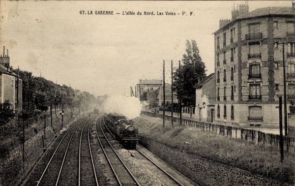 Postcard La Garenne Colombes Hauts de Seine, Allee du Nord, Voles, tracks, steam locomotive
