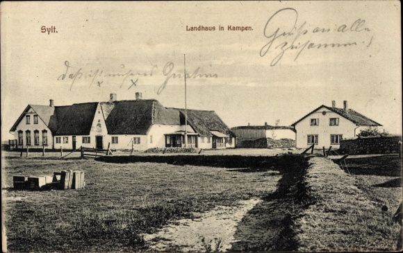 Ak Kampen in Nordfriesland, Sylt, Landhaus, Gesamtansicht, kleiner Damm, Wiese