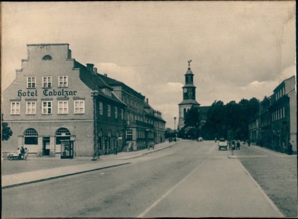 zdjęcie Nesterow Stallupönen Ebenrode Prusy Wschodnie, Hotel Cabalzar, scena uliczna