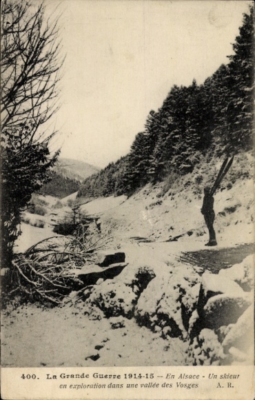 Postcard La Grande Guerre 1914-15, En Alsace, Skier exploring the area, Winter