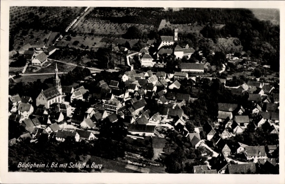 Ak Bödigheim Buchen in het Odenwald Baden, luchtfoto met kasteel en fort