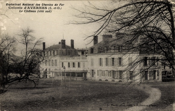 Ak Avernes Val d'Oise, Orphelinat National, Château, südliche Ansicht, Schwarz-Weiß-Foto