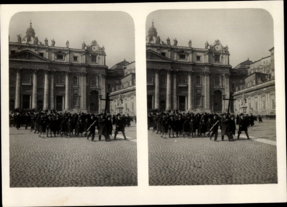 Stereo photo Roma Rome Lazio, pilgrim procession in front of St. Peter's Church