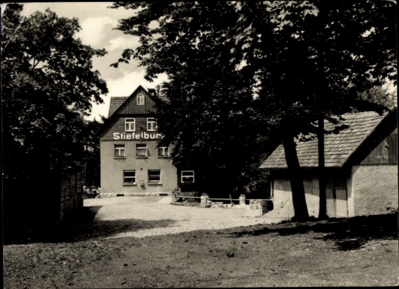 Ak Klettbach in Thüringen, Berggaststätte Stiefelburg, Haus  Berggaststätte, Pensionshaus, Umgebu