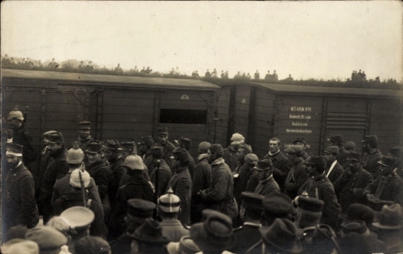 Photo Postcard French prisoners of war, German-Belgian border, railway